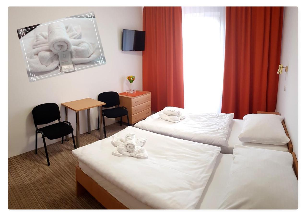 Turist Hotel Bratislava Ngoại thất bức ảnh